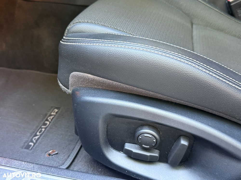 Jaguar XF 25d AWD Aut. R-Sport - 14