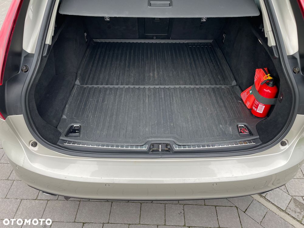 Volvo V90 D5 AWD Inscription - 27