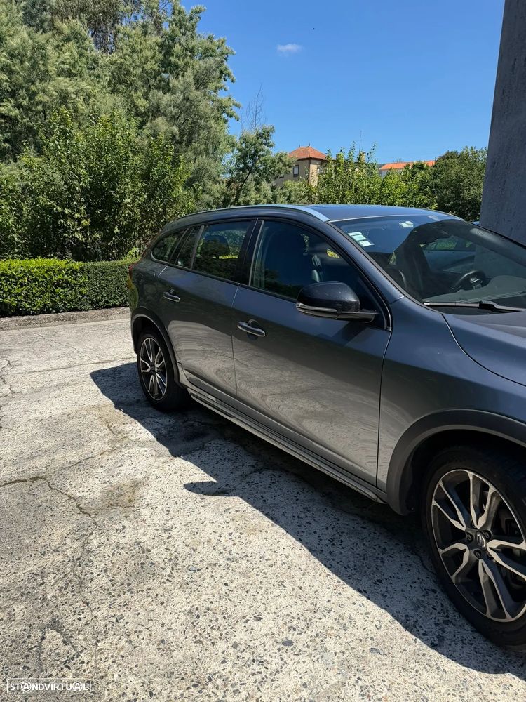 Volvo V60 2.0 D3 Momentum Geartronic - 5