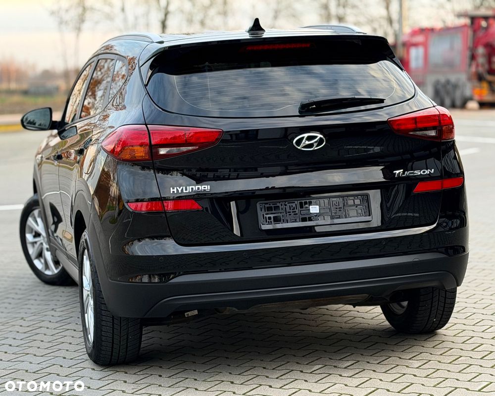 Hyundai Tucson ver-1-6-gdi-bluedrive-go-2wd - 25