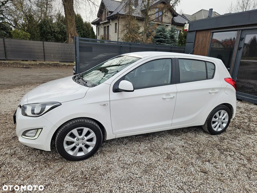 Hyundai i20 1.2 Trend - 3