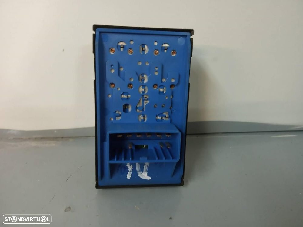 COMANDO ELEVADOR DE VIDRO FRONTAL ESQUERDO FIAT GRANDE PUNTO 2008 - - 1