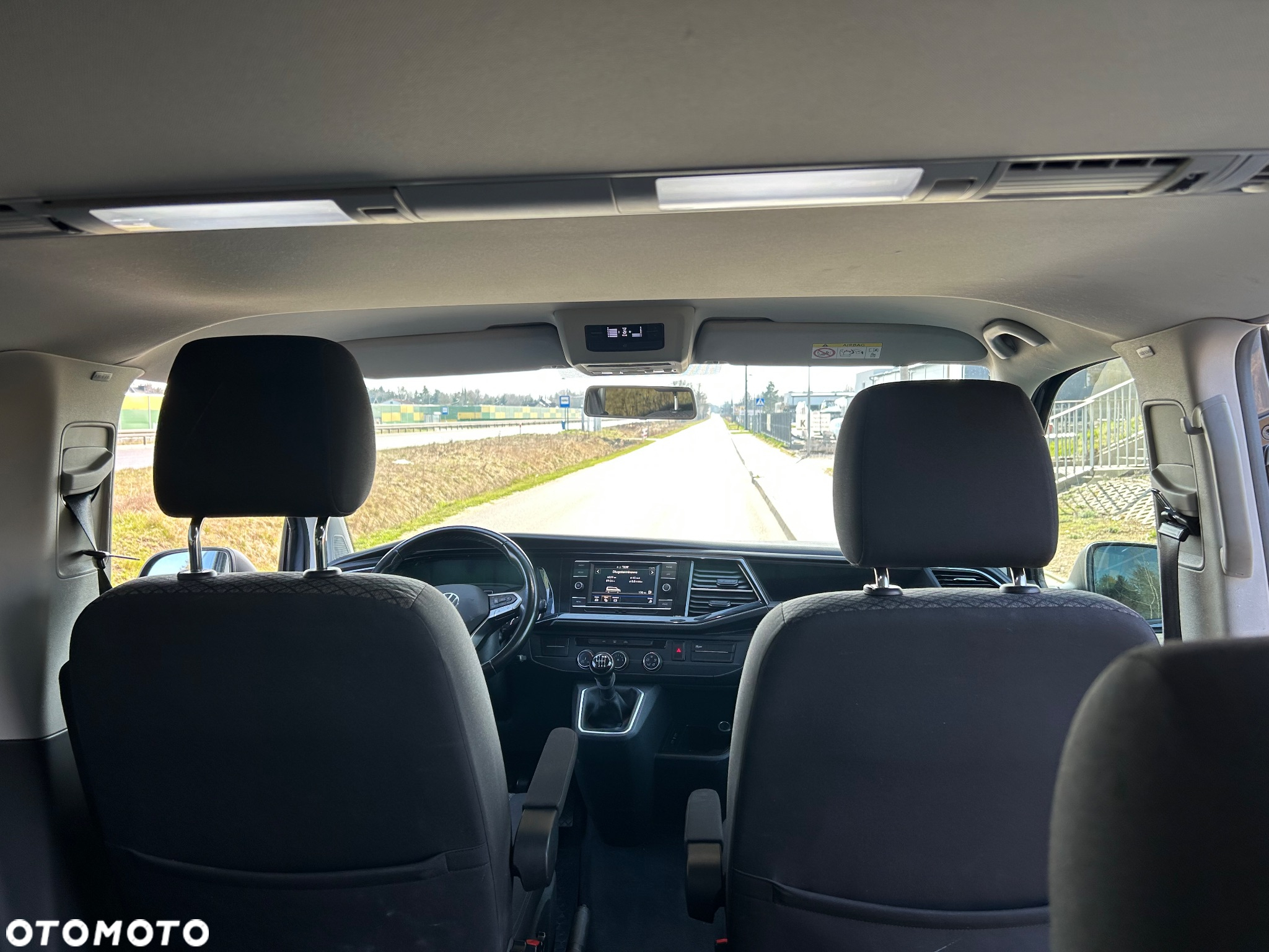 Volkswagen Multivan 6.1 2.0 TDI L1 Trendline - 17