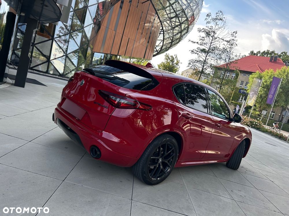 Alfa Romeo Stelvio 2.0 Turbo Veloce Q4 - 3