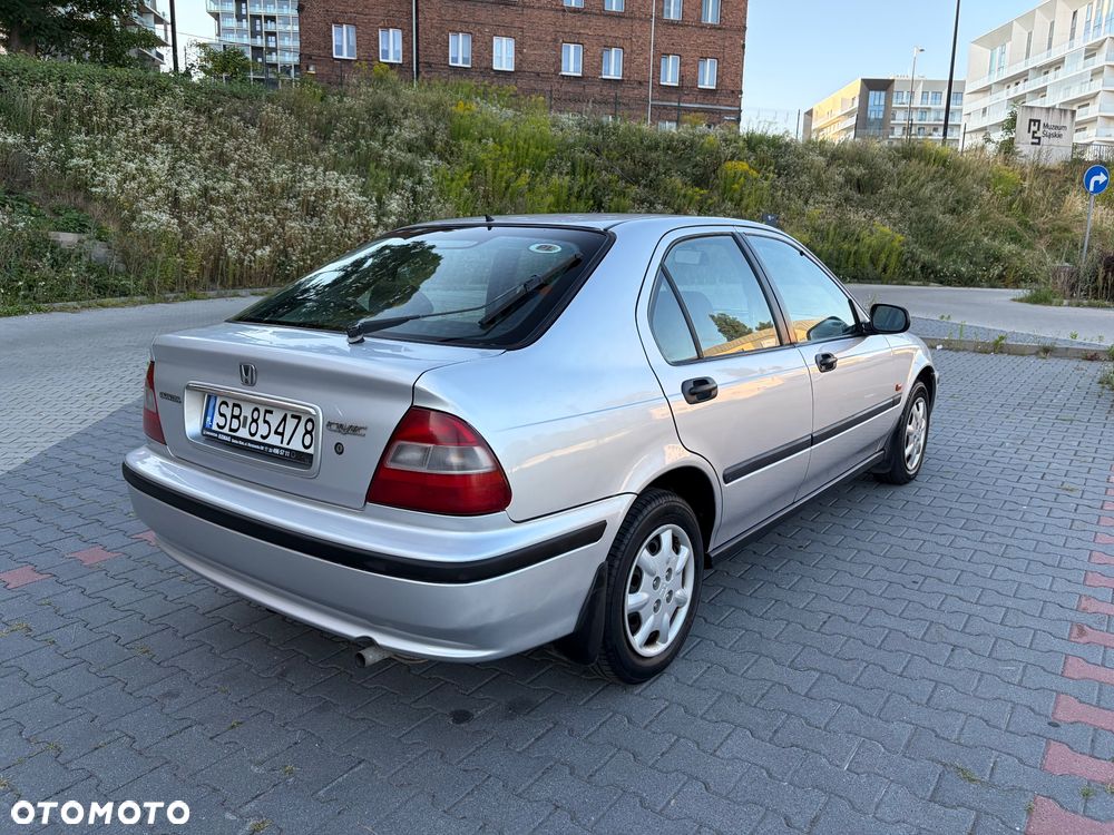 Honda Civic 1.4i S - 31