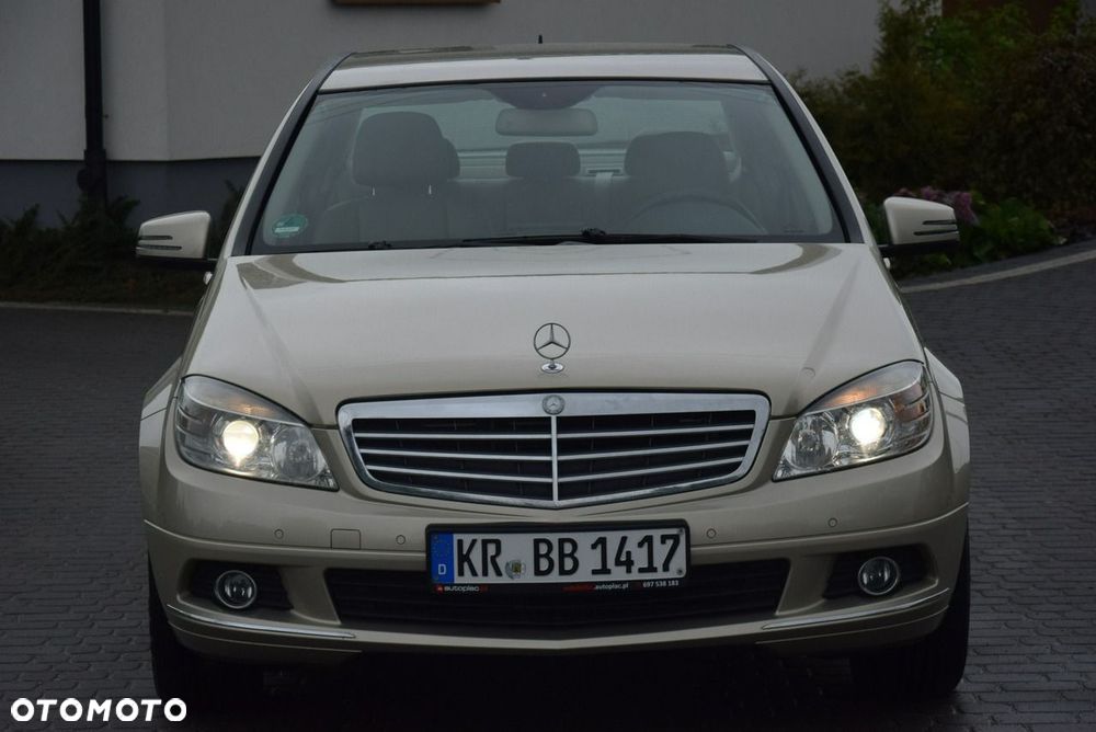 Mercedes-Benz Klasa C - 2
