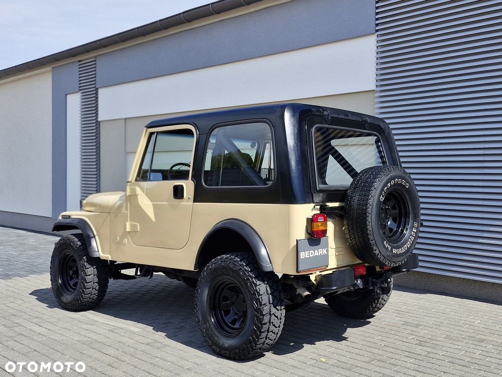 Jeep CJ - 3