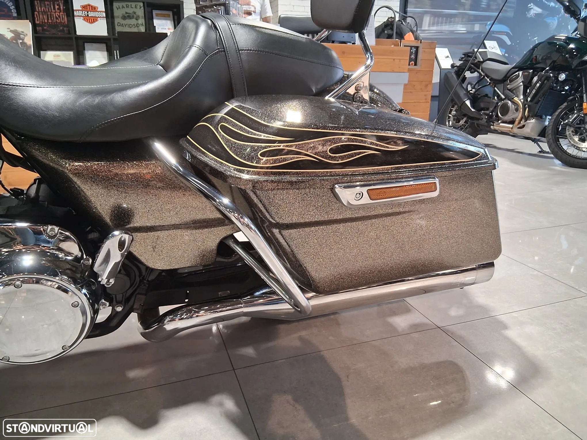 Harley-Davidson Street GLIDE SPECIAL - 9