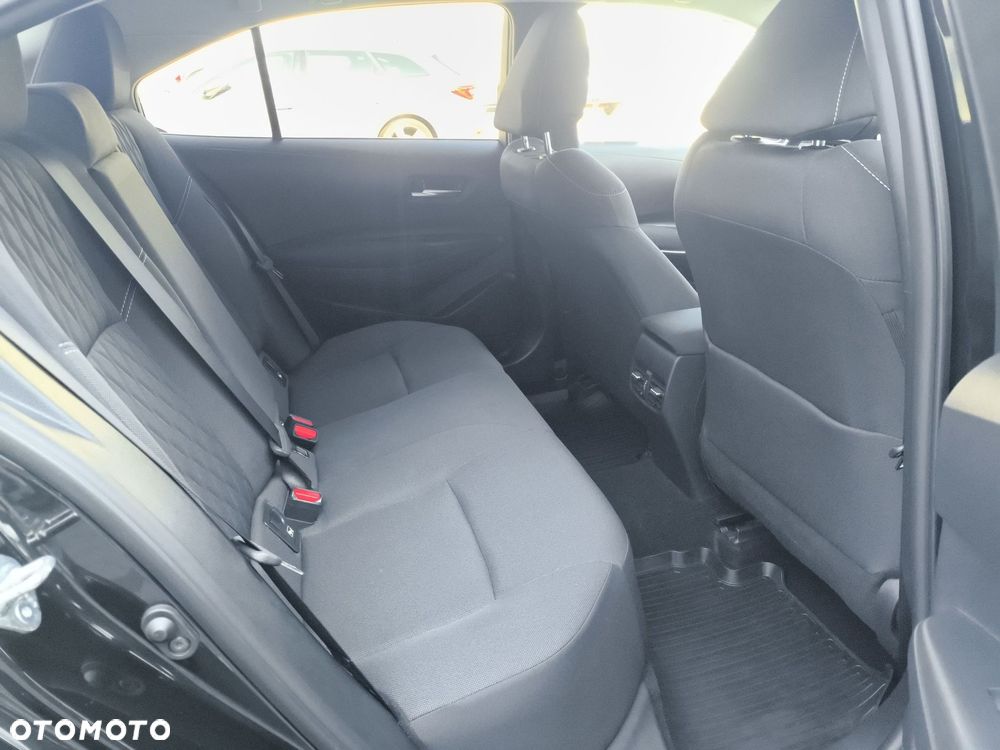 Toyota Corolla - 10
