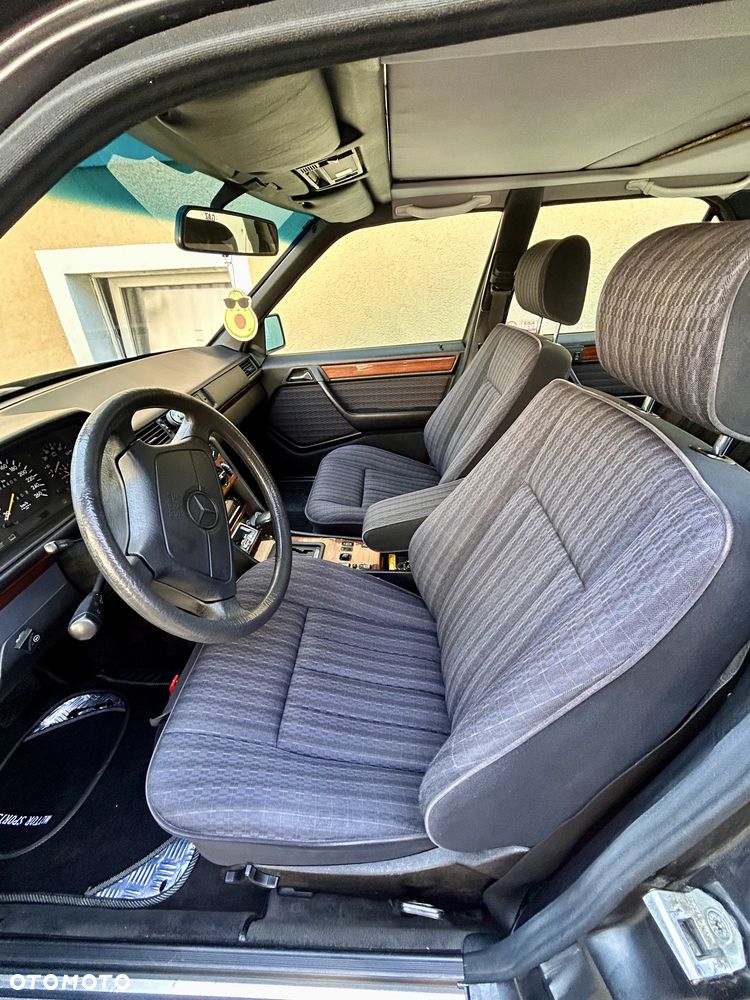 Mercedes-Benz W124 (1984-1993) - 6