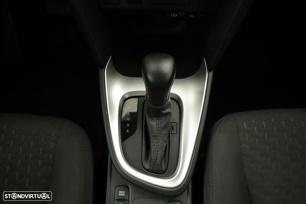 Toyota Yaris Cross 1.5 HDF Comfort — fotografia 13