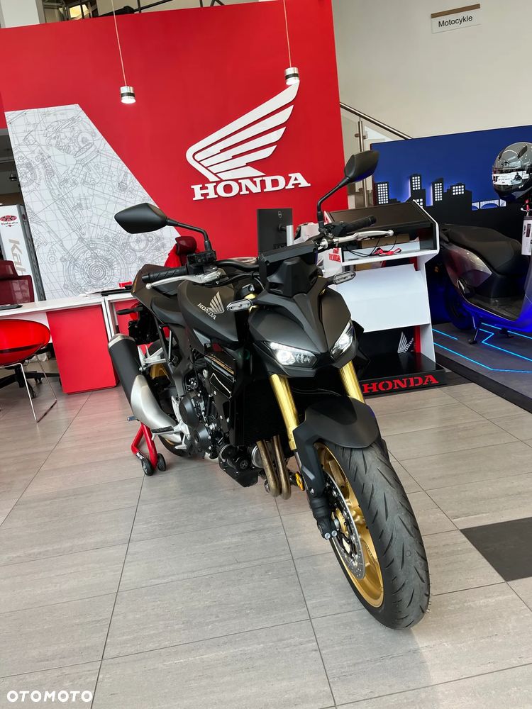Honda CB - 7