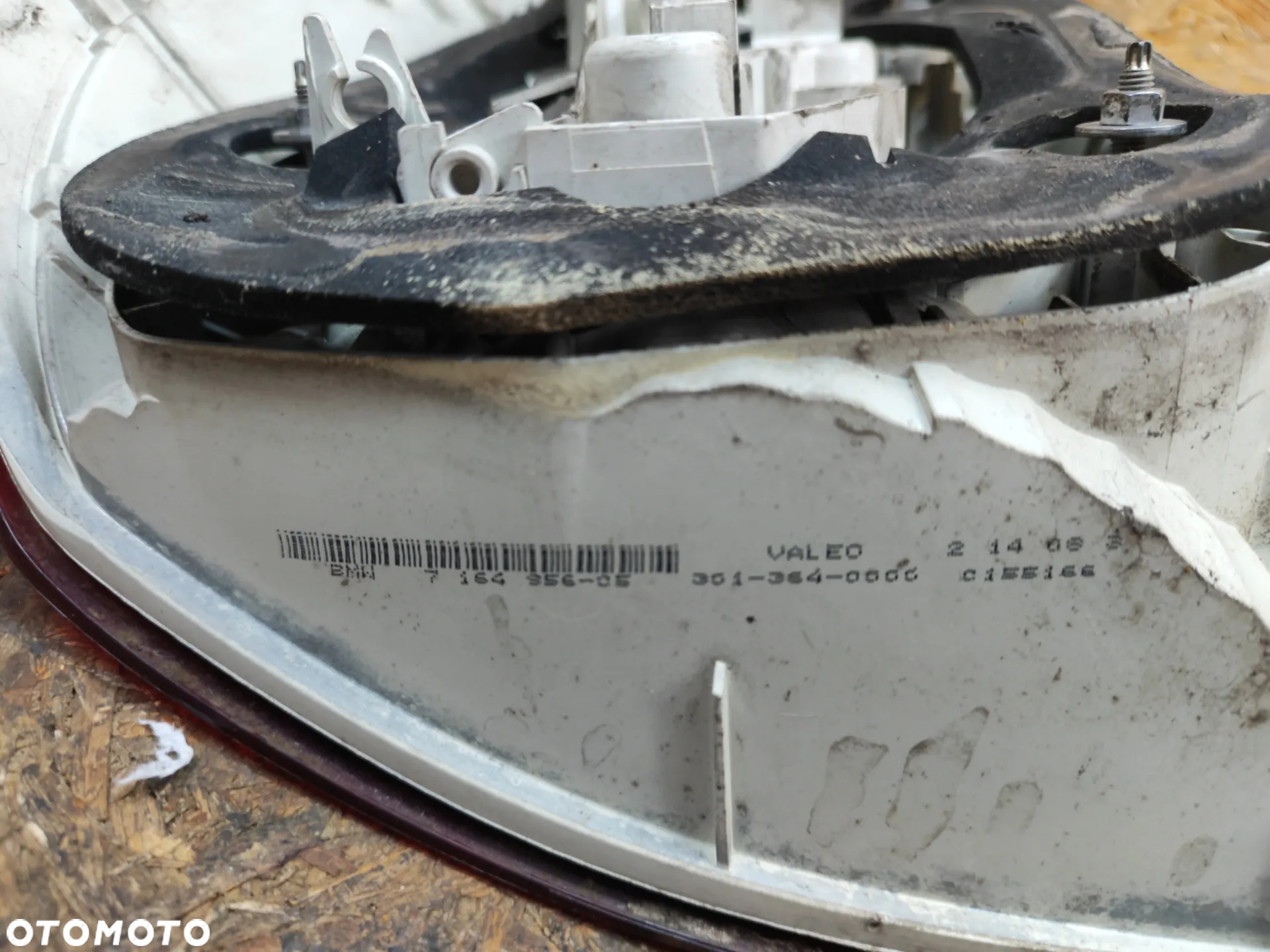 lampa tył lewa / prawa kompletna VALEO do BMW 1 E87 Lift - 4