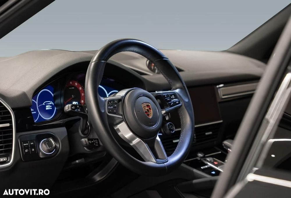 Porsche Cayenne Tiptronic S Platinum Edition - 11