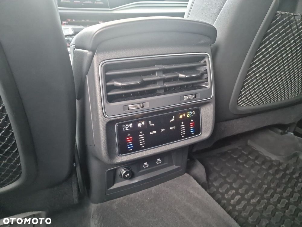 Audi Q7 - 24