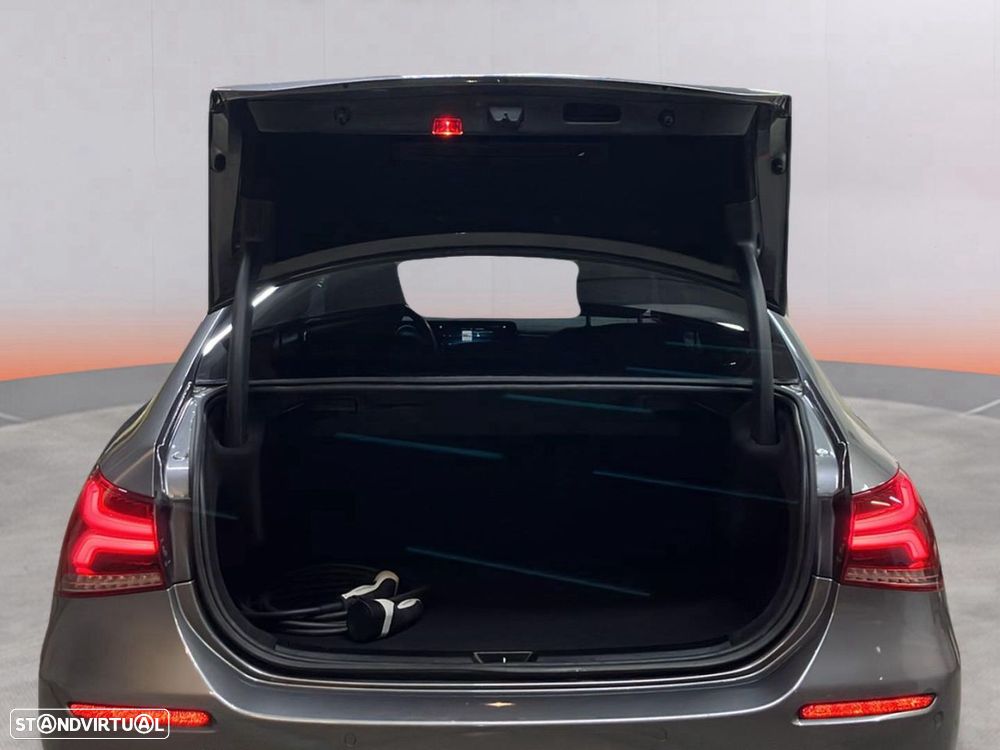 Mercedes-Benz A 250 - 18