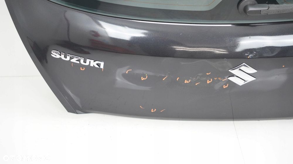 KLAPA BAGAŻNIKA TYŁ SUZUKI SWIFT MK7 10-13R 3D ZCE - 6