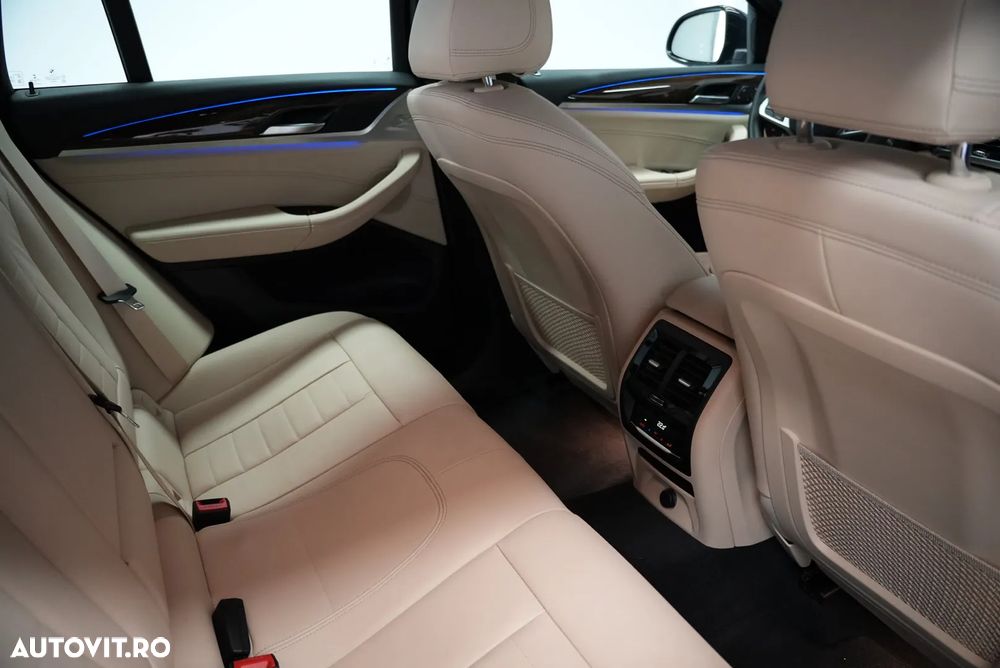 BMW X4 xDrive20i AT - 11