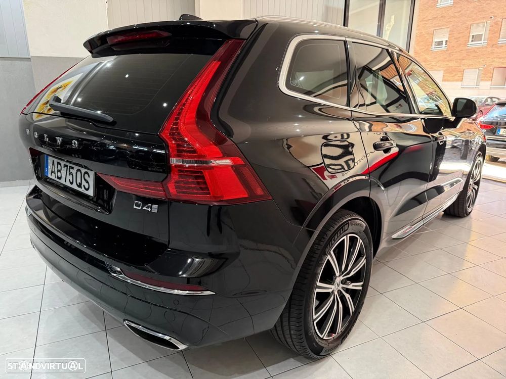 Volvo XC 60 2.0 D4 Inscription AWD Geartronic - 12