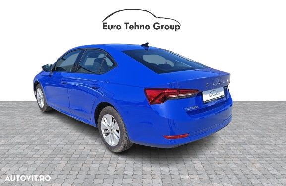 Skoda Octavia 2.0 TDI DSG Ambition - 3