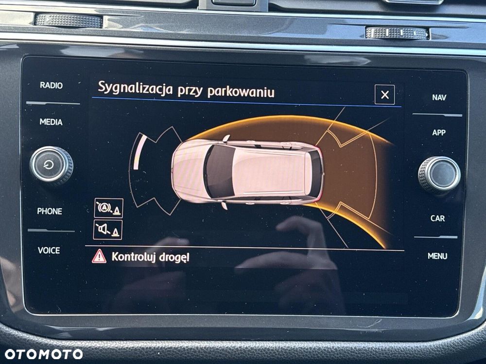 Volkswagen Tiguan Allspace 2.0 TDI 4Mot SCR Comfortline DSG 7os - 28