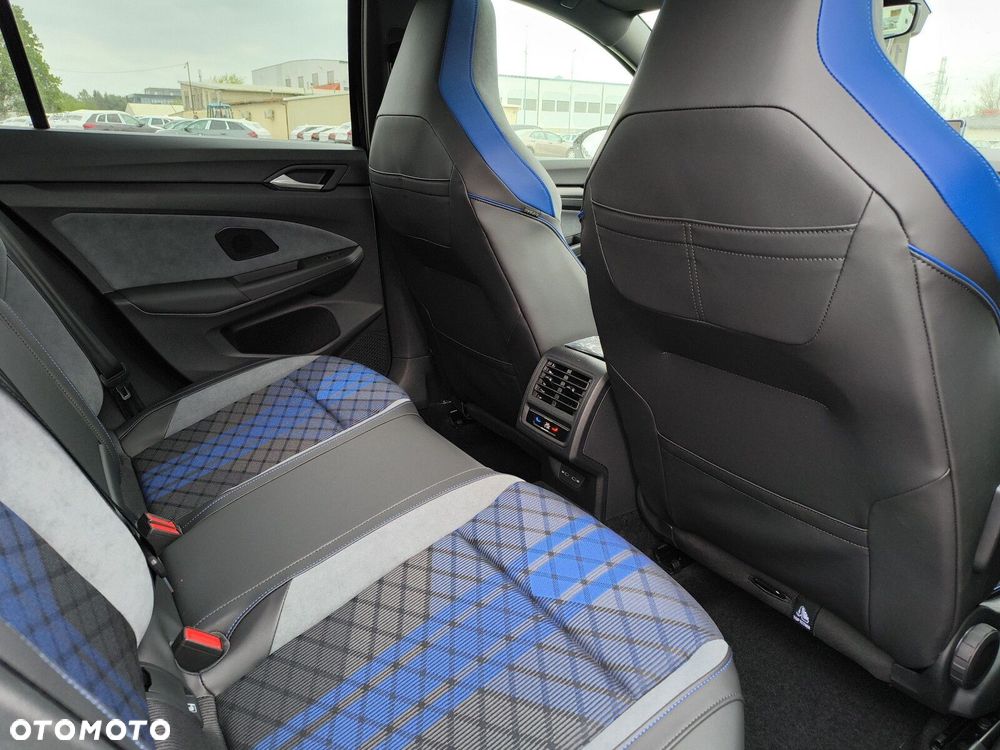 Volkswagen Golf 2.0 TSI 4Motion R DSG - 18