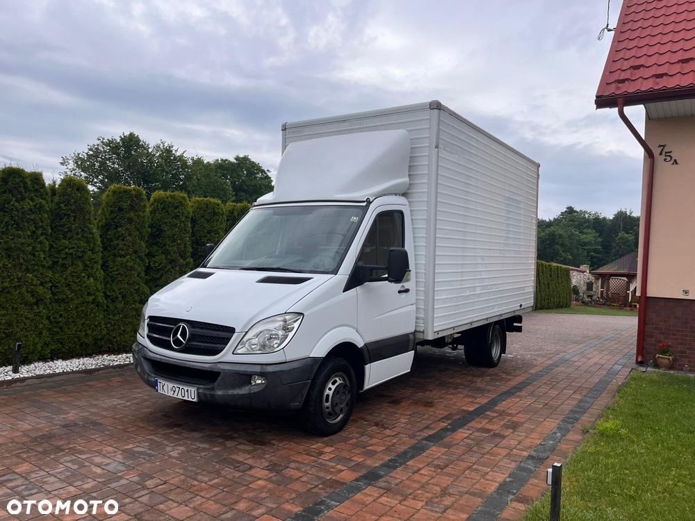Mercedes-Benz Sprinter - 1