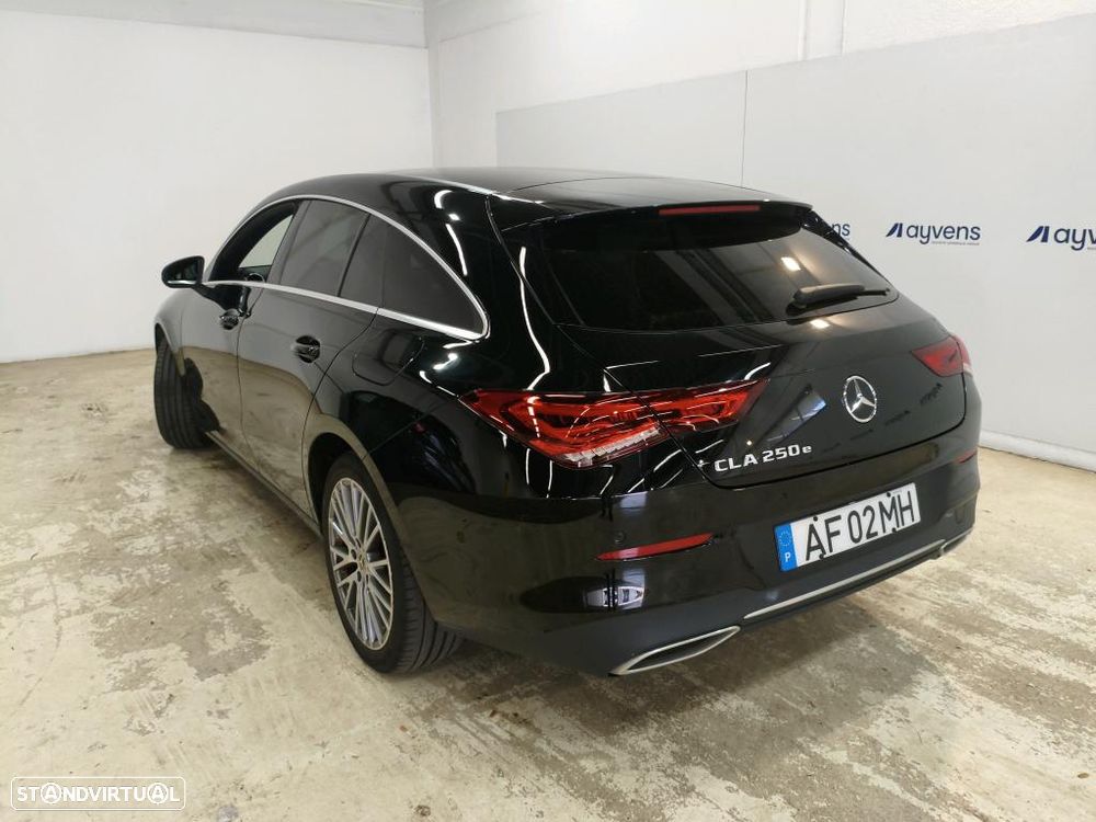 Mercedes-Benz CLA 250 e Shooting Brake Progressive - 3