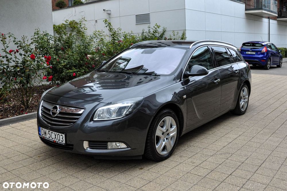 Opel Insignia - 1