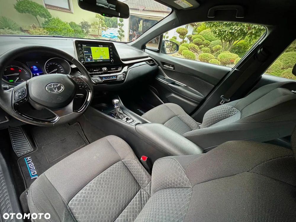 Toyota C-HR Style - 9
