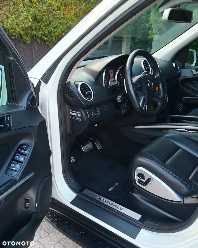 Mercedes-Benz ML - 9