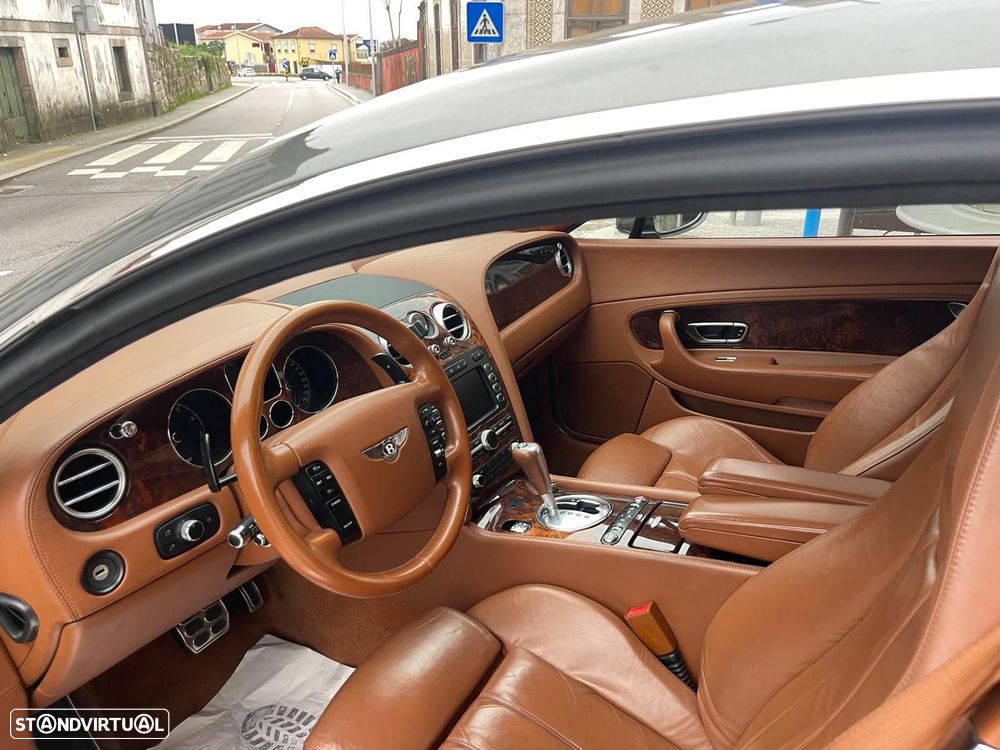 Bentley Continental GT - 16