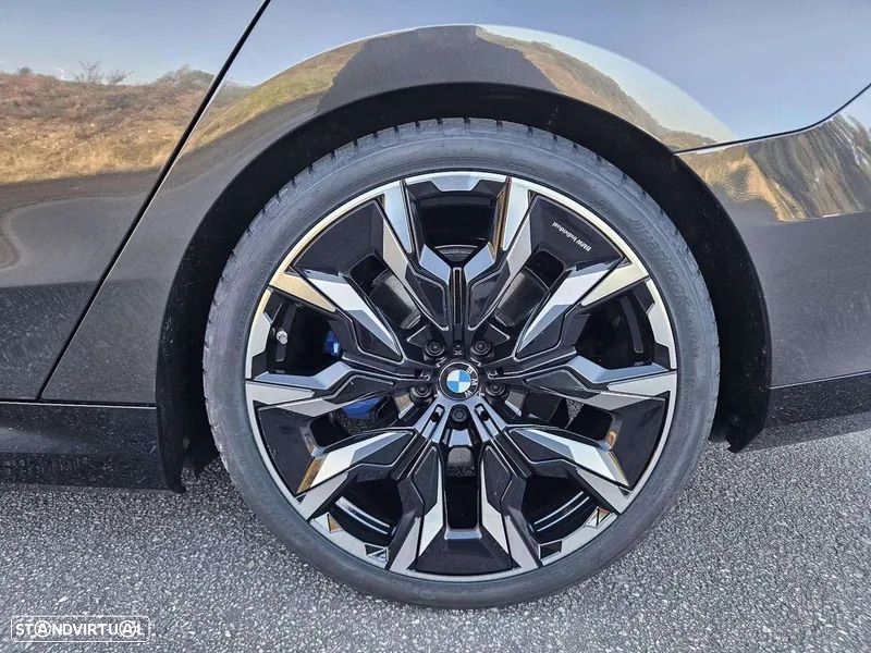 BMW i5 eDrive40 Pack Desportivo M Pro - 12