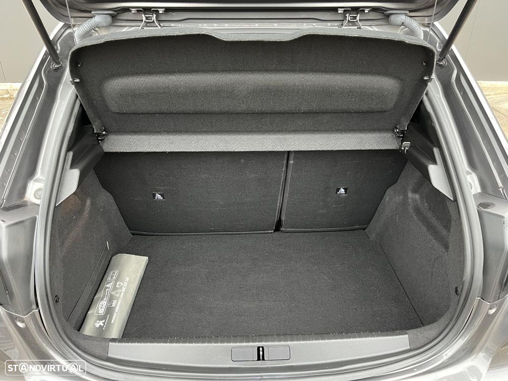 Peugeot 208 1.2 PureTech Active Pack - 26