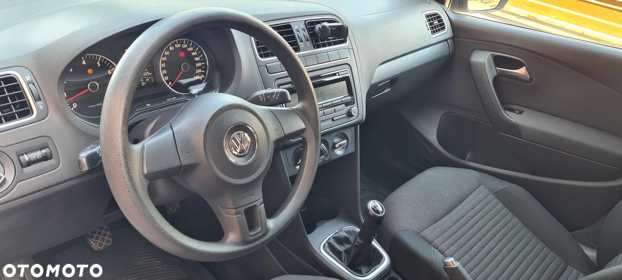 Volkswagen Polo 1.4 Comfortline - 15