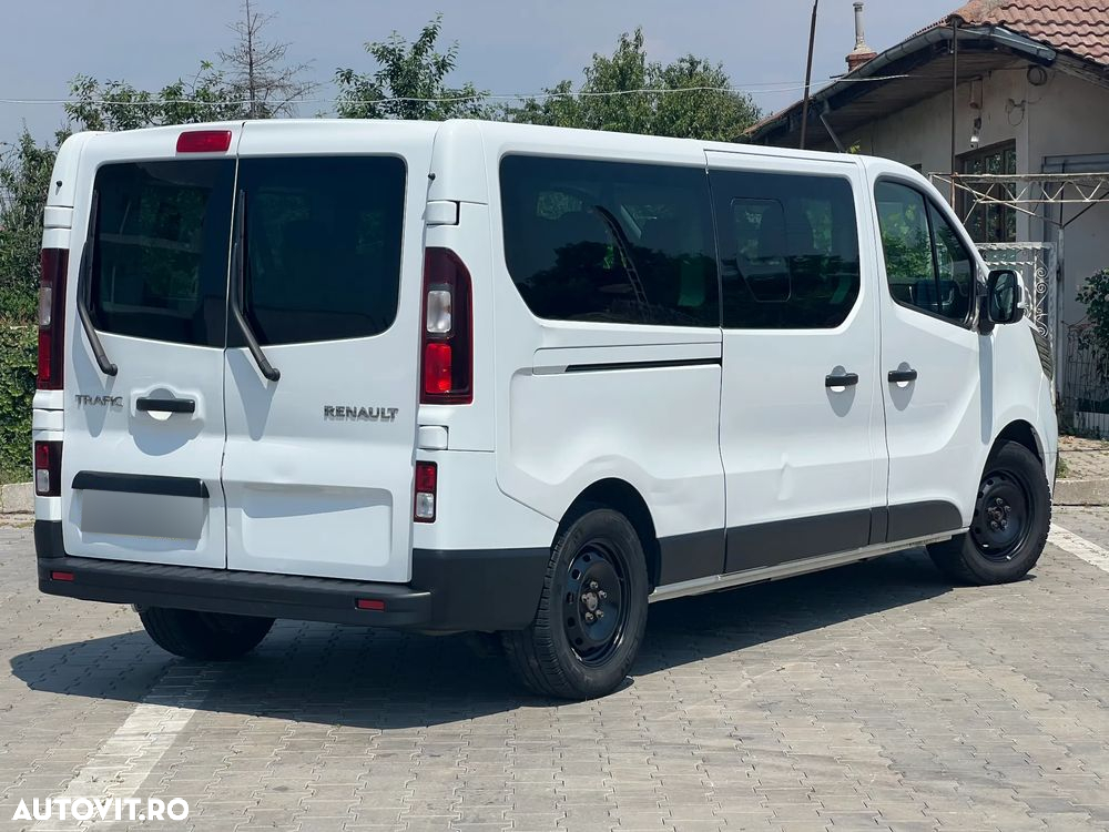 Renault Trafic Combi 2.0 Blue dCi 150 S&S L2 8+1 Zen - 4