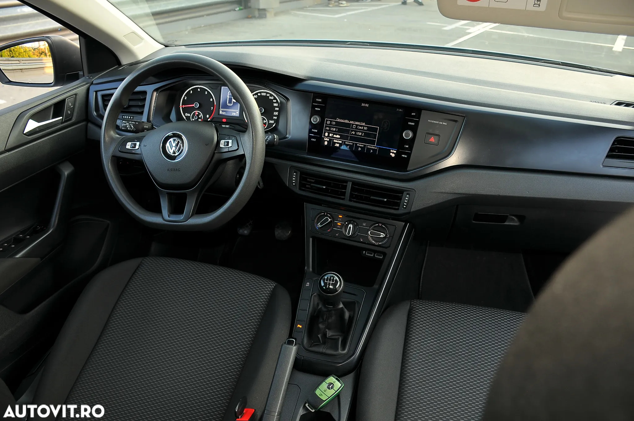 Volkswagen Polo 1.0 Comfortline - 4