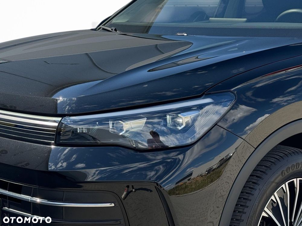 Volkswagen Tiguan - 9