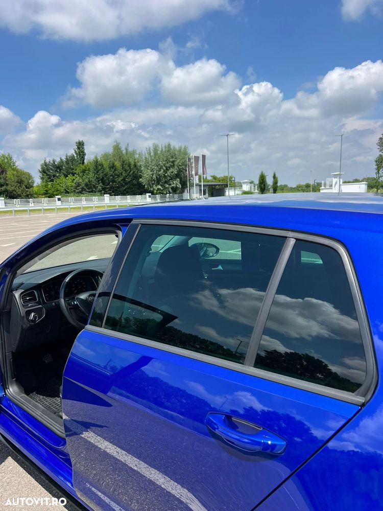 Volkswagen Golf 1.6 TDI Comfortline - 17