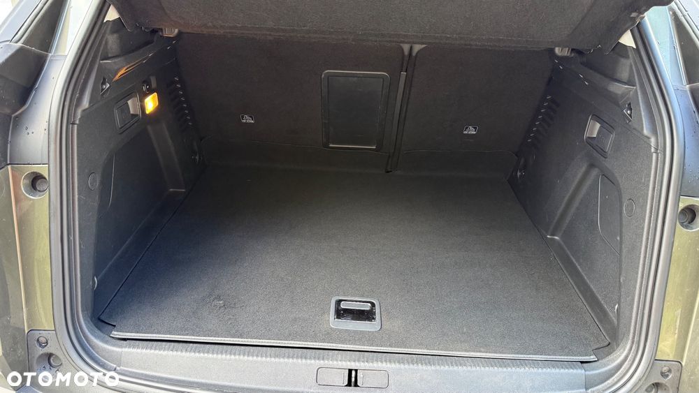 Peugeot 3008 225 e-EAT8 Allure Pack - 17
