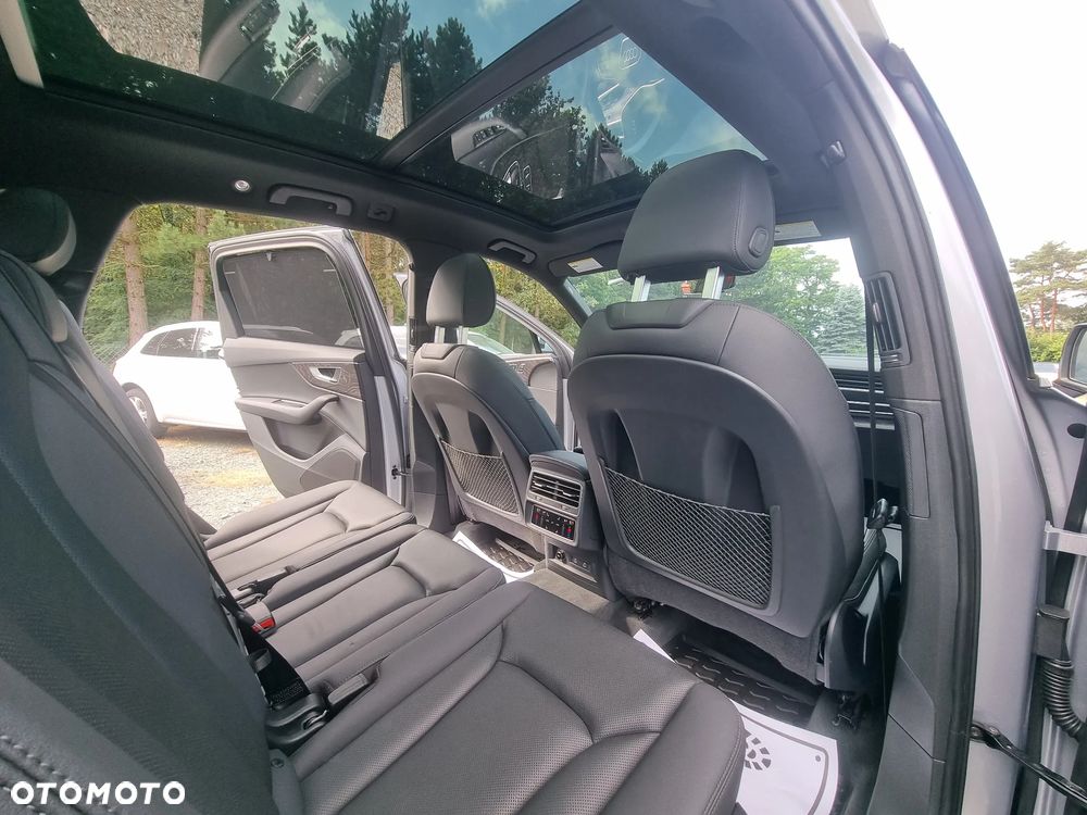 Audi Q7 55 TFSI quattro tiptronic S line - 20
