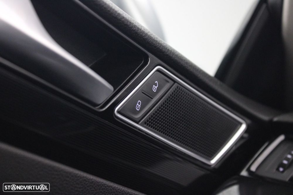 VW Arteon 2.0 TDI Elegance DSG - 38