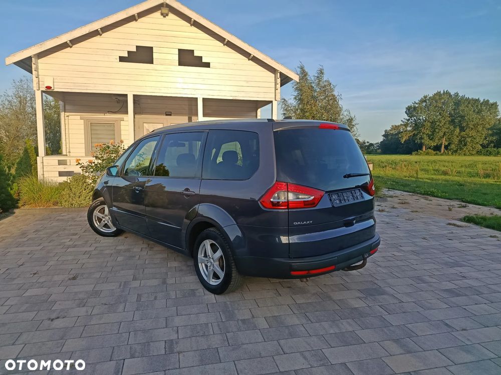 Ford Galaxy 2.0 TDCi Trend - 19