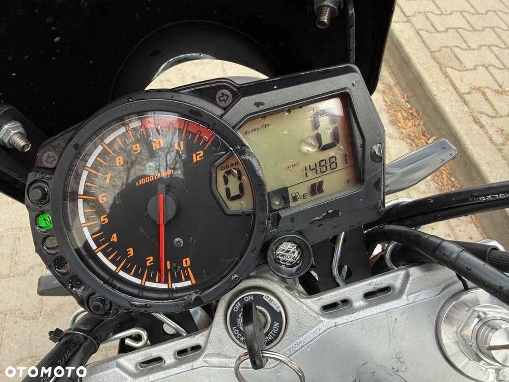 Suzuki GSX - 5