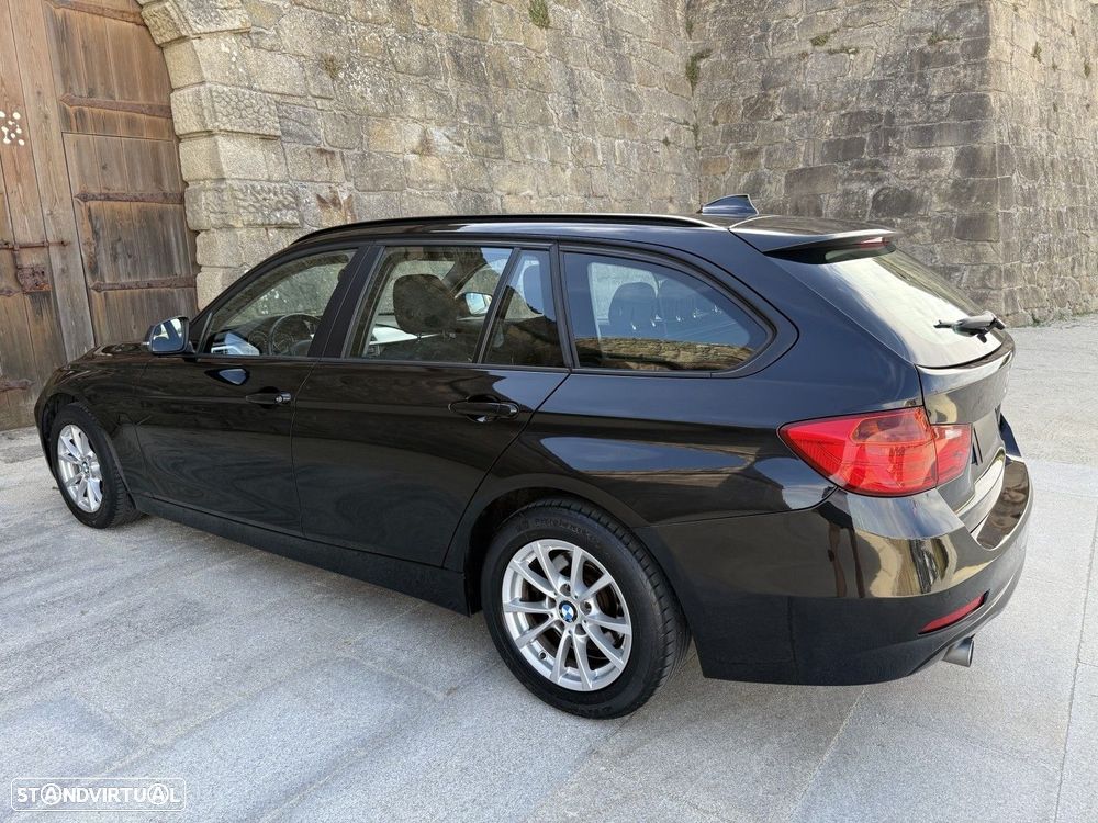 BMW 320 - 12
