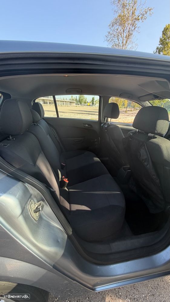 Opel Astra 1.3 CDTI Cosmo - 4