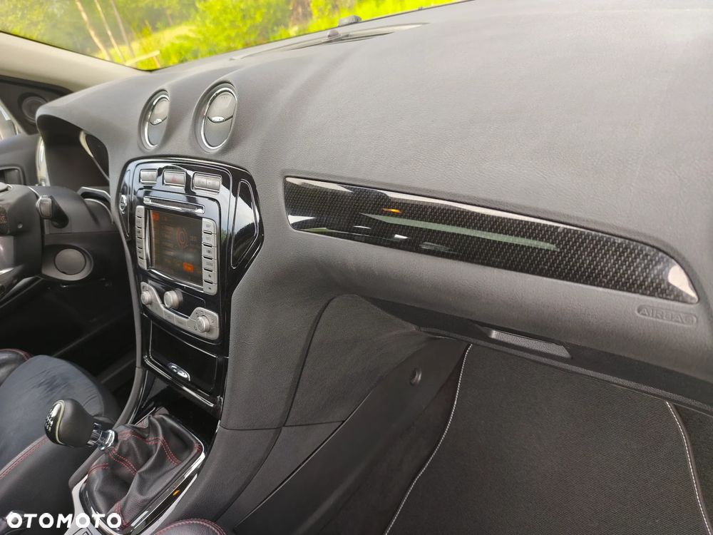 Ford Mondeo 2.2 TDCi Titanium S - 24