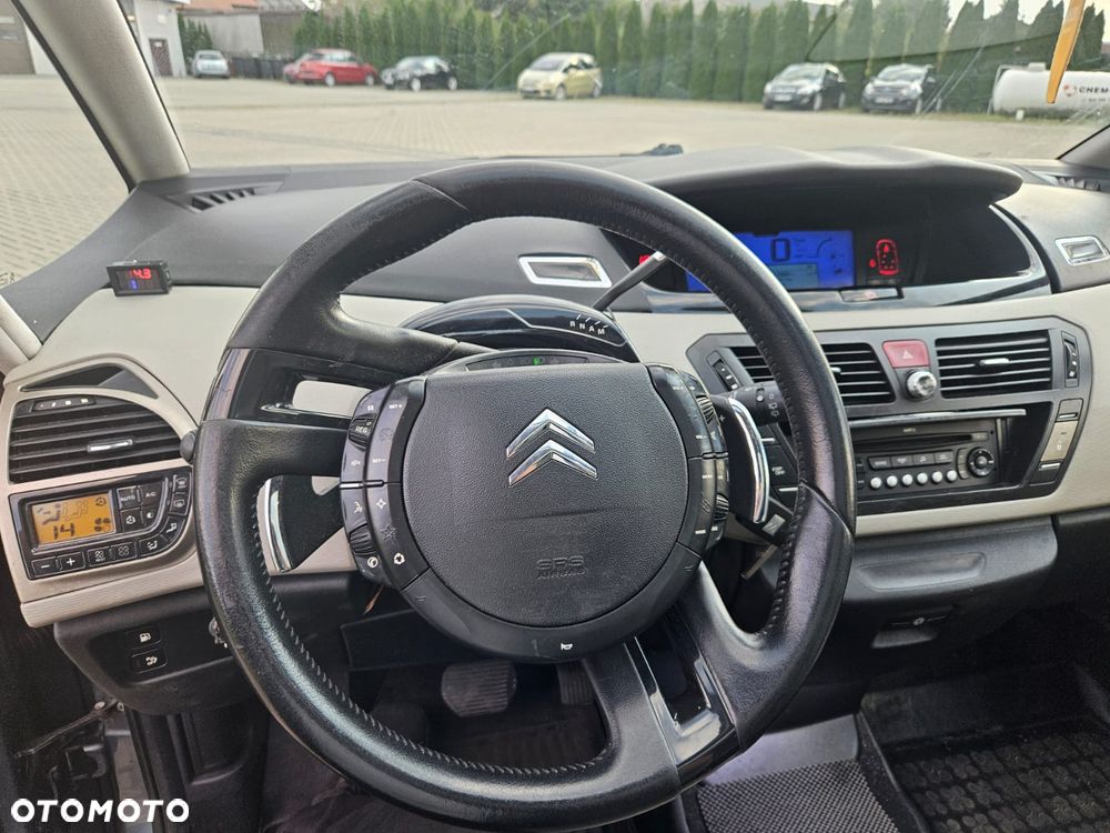 Citroën C4 Picasso 2.0 HDi FAP Exclusive - 18