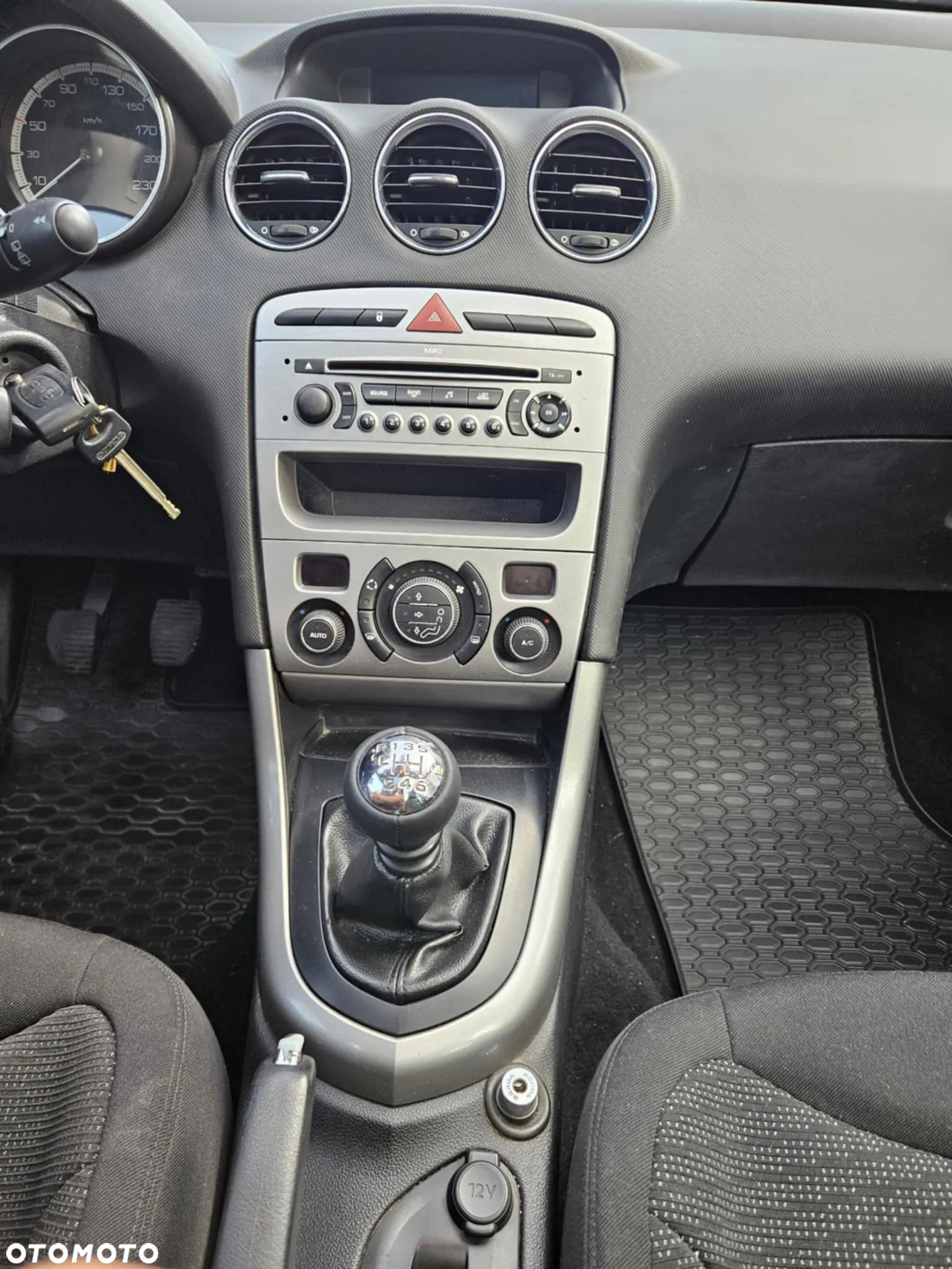 Peugeot 308 - 16