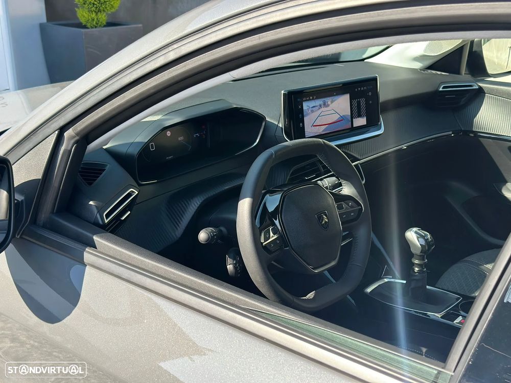 Peugeot 208 1.2 PureTech Allure Pack - 12